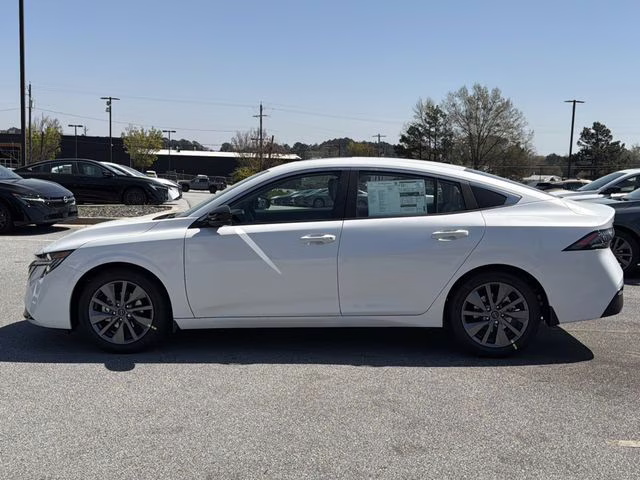 2026 Aspen White Tricoat Nissan Sentra SL FWD Sedan