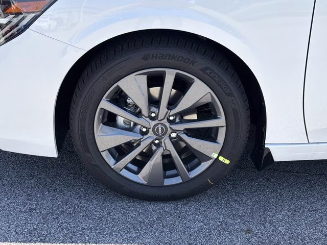 2026 Aspen White Tricoat Nissan Sentra SL FWD Sedan