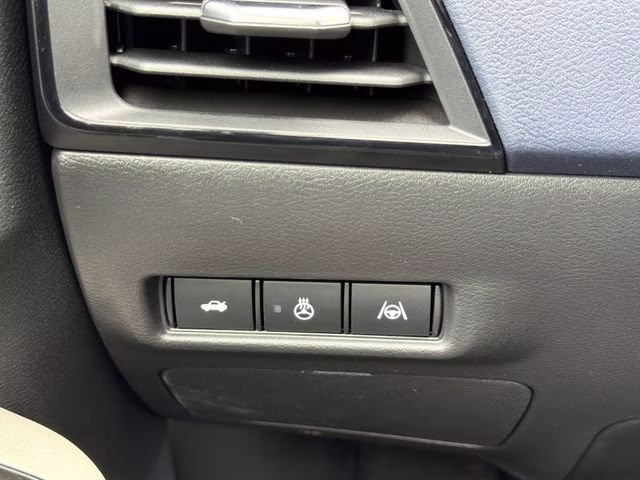 2026 Aspen White Tricoat Nissan Sentra SL FWD Sedan