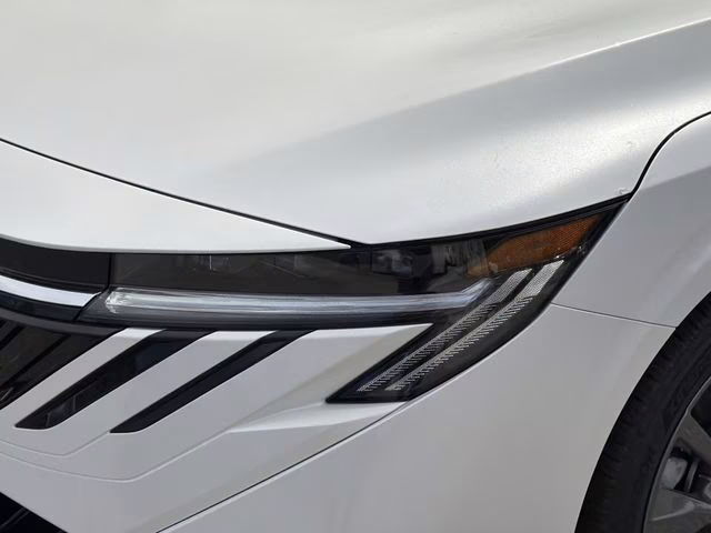 2026 Aspen White Tricoat Nissan Sentra SL FWD Sedan