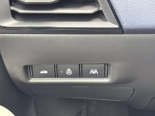 2026 Aspen White Tricoat Nissan Sentra SL FWD Sedan