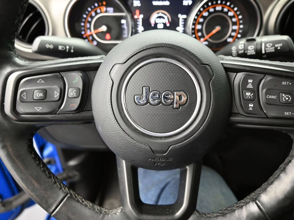 2022 Hydro Blue Pearl Coat Jeep Wrangler Unlimited Freedom Edition 4X4 SUV