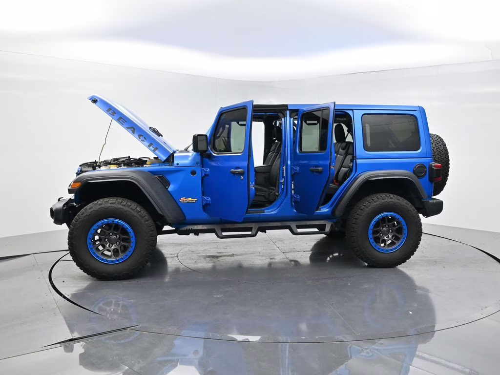 2022 Hydro Blue Pearl Coat Jeep Wrangler Unlimited Freedom Edition 4X4 SUV