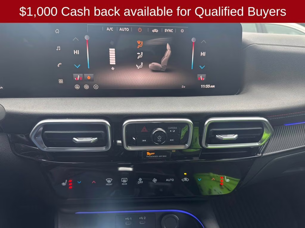 2026 Aspen White/Super Black Nissan Sentra SR FWD Sedan