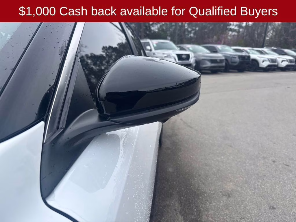 2026 Aspen White/Super Black Nissan Sentra SR FWD Sedan