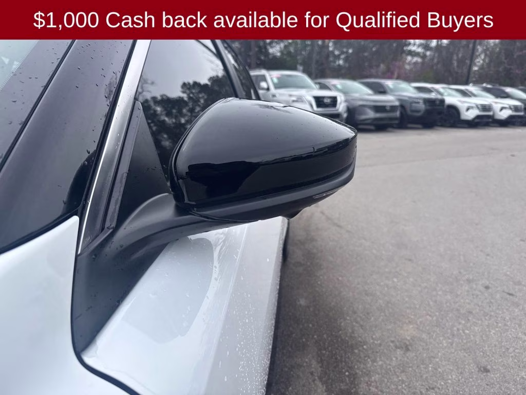 2026 Aspen White/Super Black Nissan Sentra SR FWD Sedan