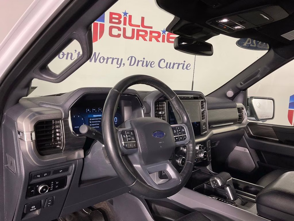 2024 Oxford White Ford F-150 Lariat 4X4 Truck