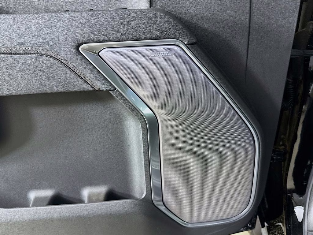 2025 Black Chevrolet Silverado 2500HD High Country 4X4 Truck