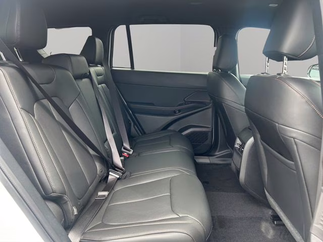 2026 Bright White Clearcoat Jeep Cherokee Limited 4X4 SUV