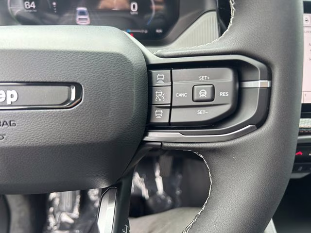 2026 Bright White Clearcoat Jeep Cherokee Limited 4X4 SUV