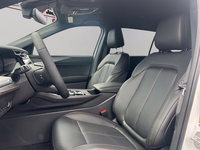 2026 Bright White Clearcoat Jeep Cherokee Limited 4X4 SUV