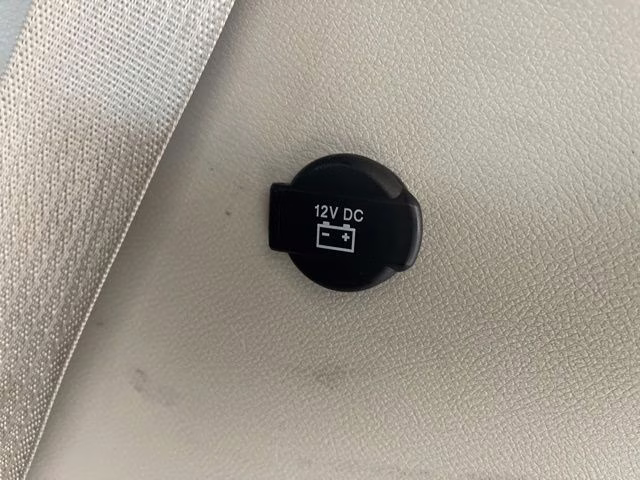 2022 Bright White Clearcoat Chrysler Voyager LX FWD Van