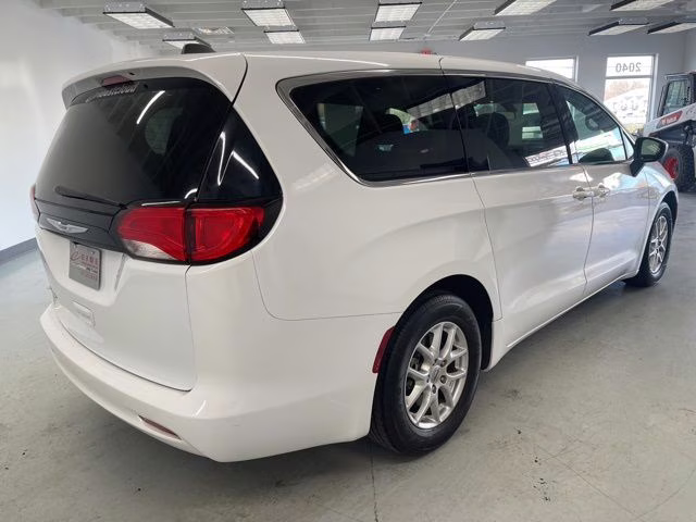 2022 Bright White Clearcoat Chrysler Voyager LX FWD Van