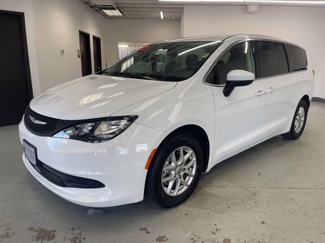 2022 Bright White Clearcoat Chrysler Voyager LX FWD Van