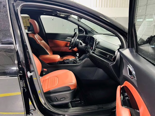 2023 Ebony Black Kia Sportage SX-Prestige FWD SUV