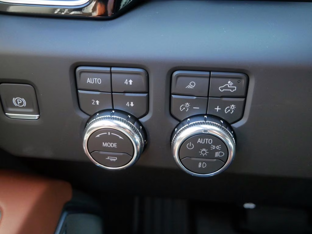 2026 Sterling Metallic GMC Sierra 3500HD Denali Ultimate 4X4 Truck