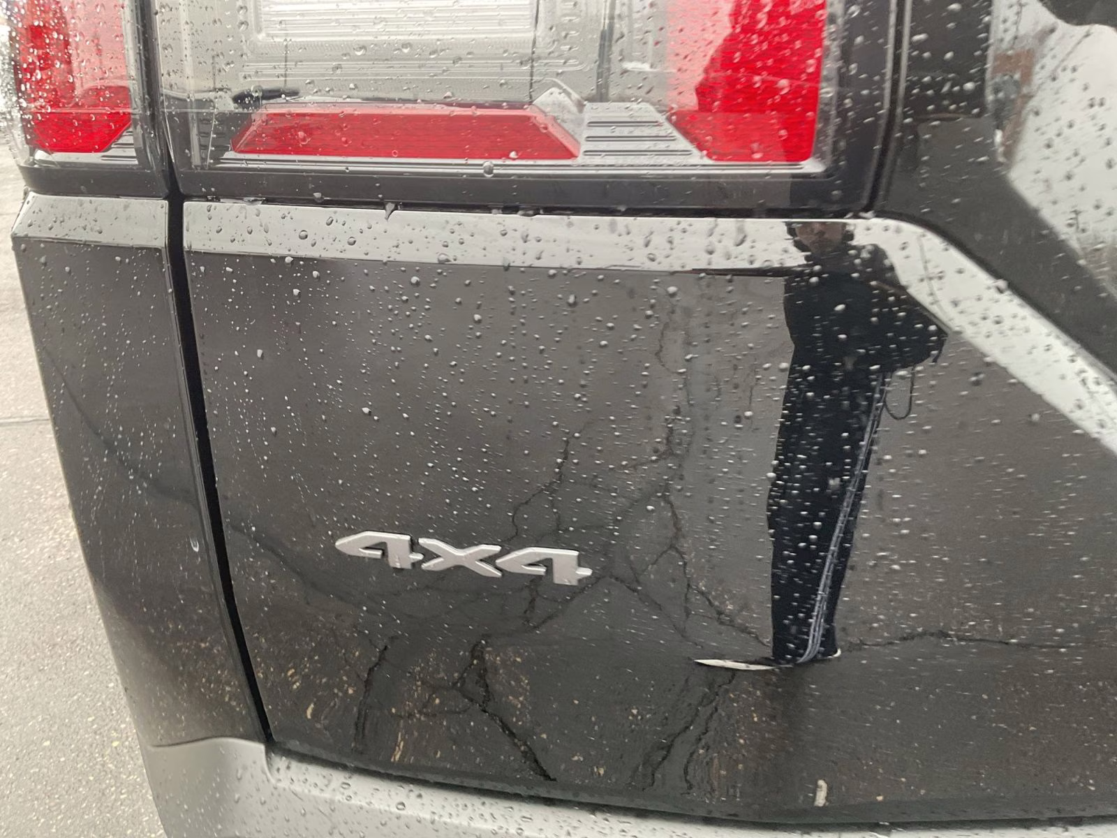 2026 Diamond Black Crystal Pearlcoat Jeep Cherokee Limited 4X4 SUV