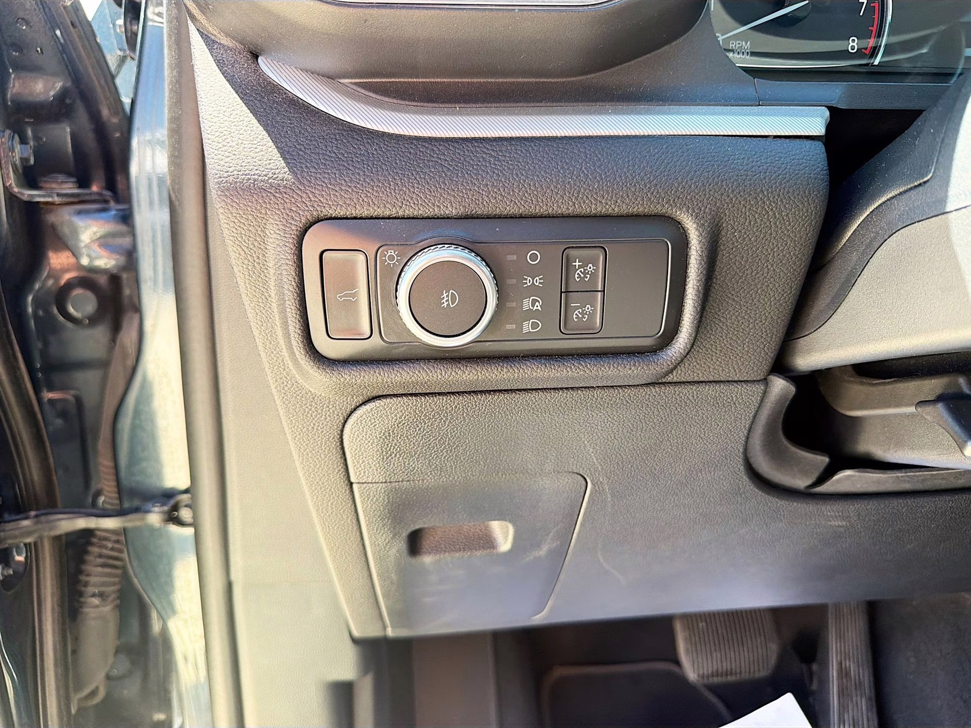 2022 Stone Blue Metallic Ford Explorer XLT RWD SUV