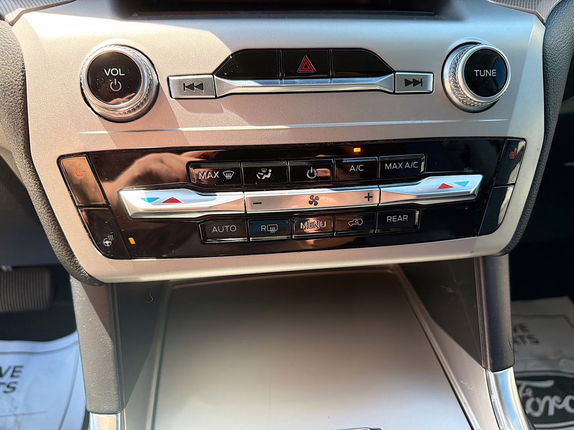 2022 Stone Blue Metallic Ford Explorer XLT RWD SUV