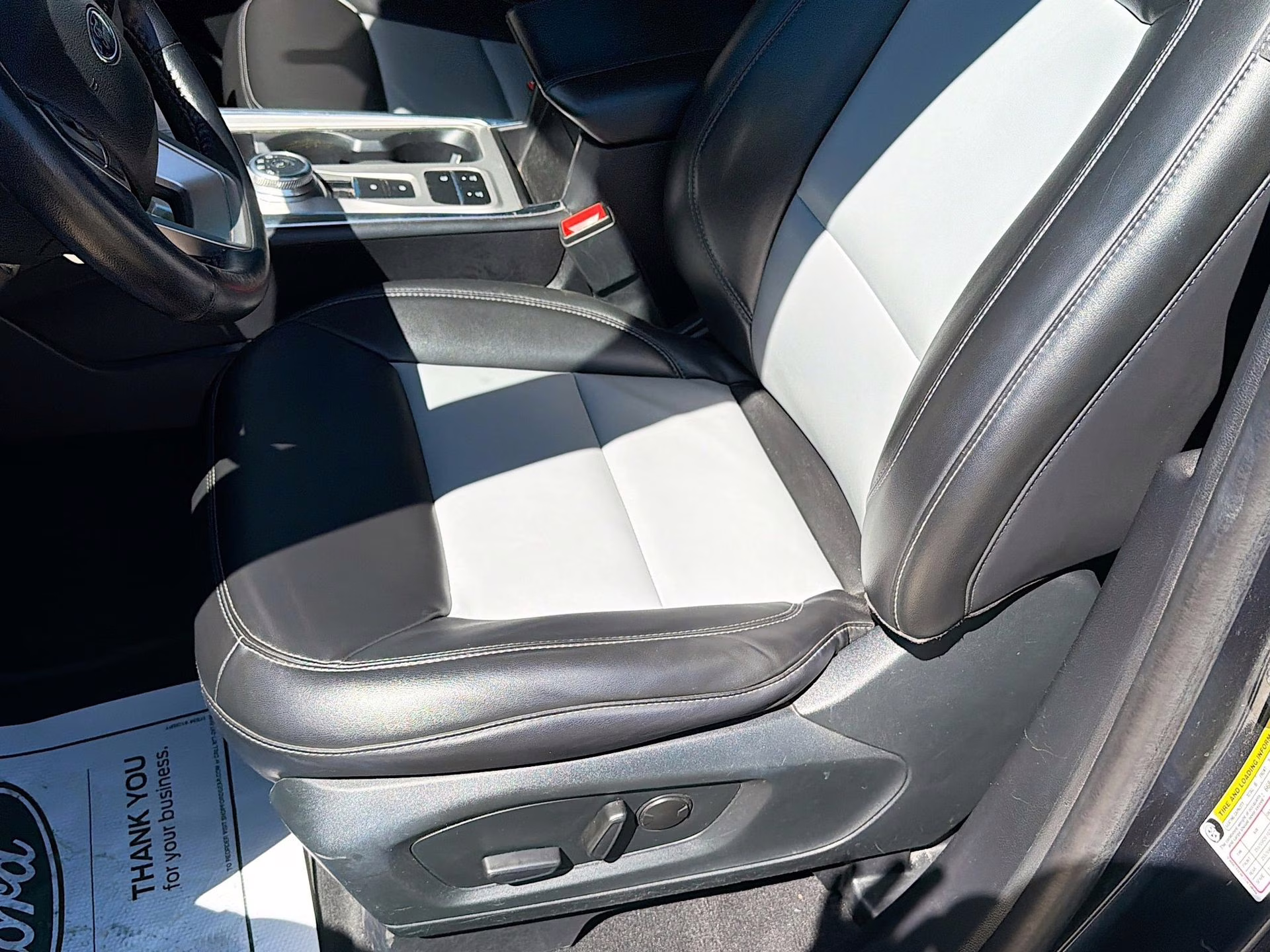 2022 Stone Blue Metallic Ford Explorer XLT RWD SUV