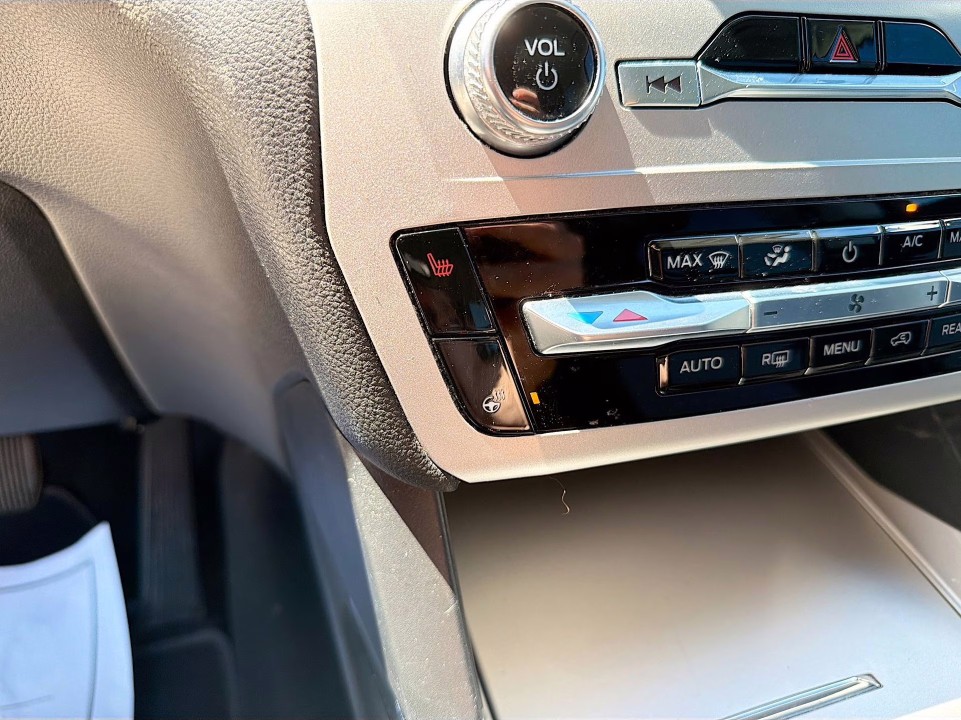 2022 Stone Blue Metallic Ford Explorer XLT RWD SUV