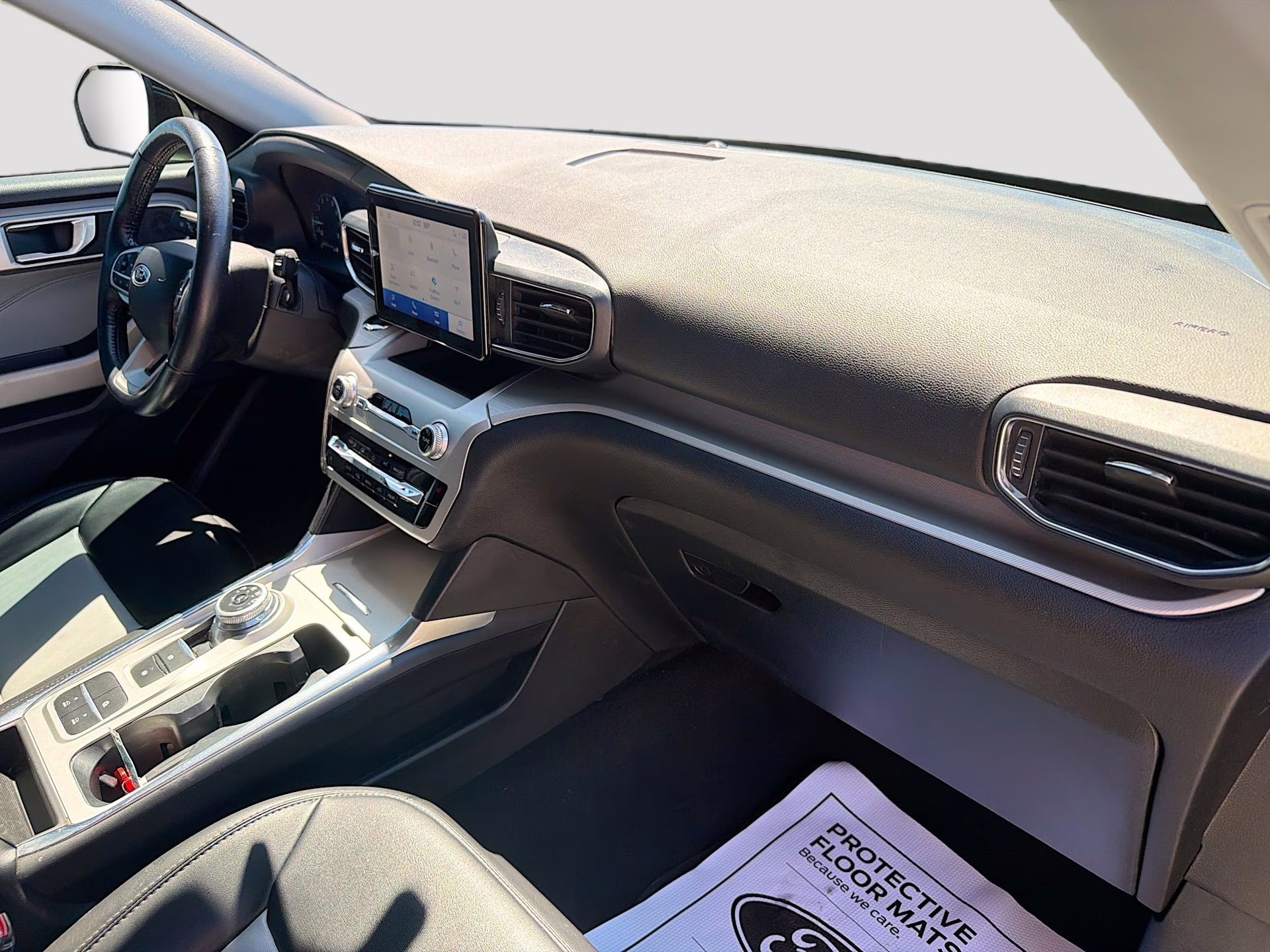 2022 Stone Blue Metallic Ford Explorer XLT RWD SUV