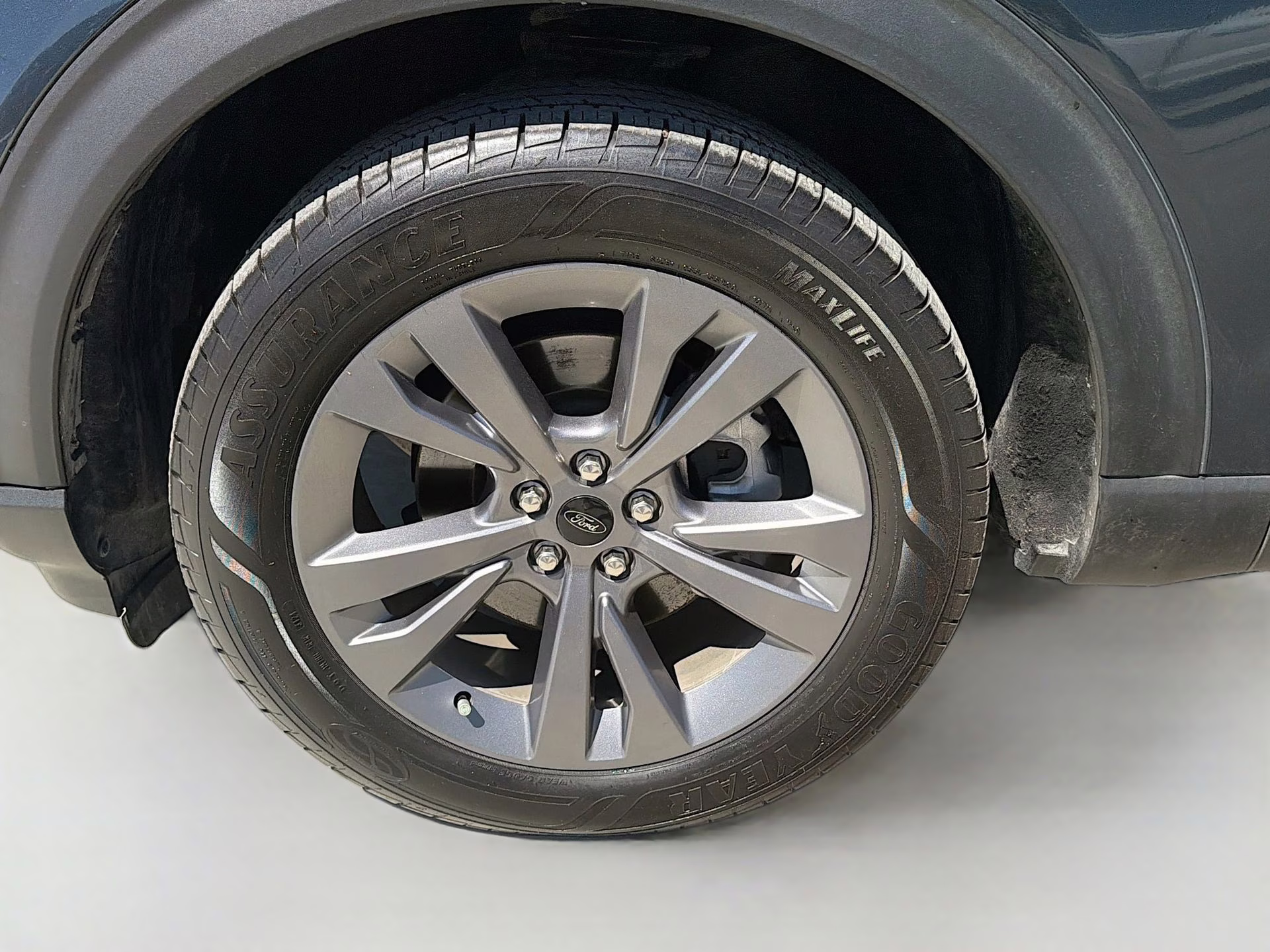 2022 Stone Blue Metallic Ford Explorer XLT RWD SUV