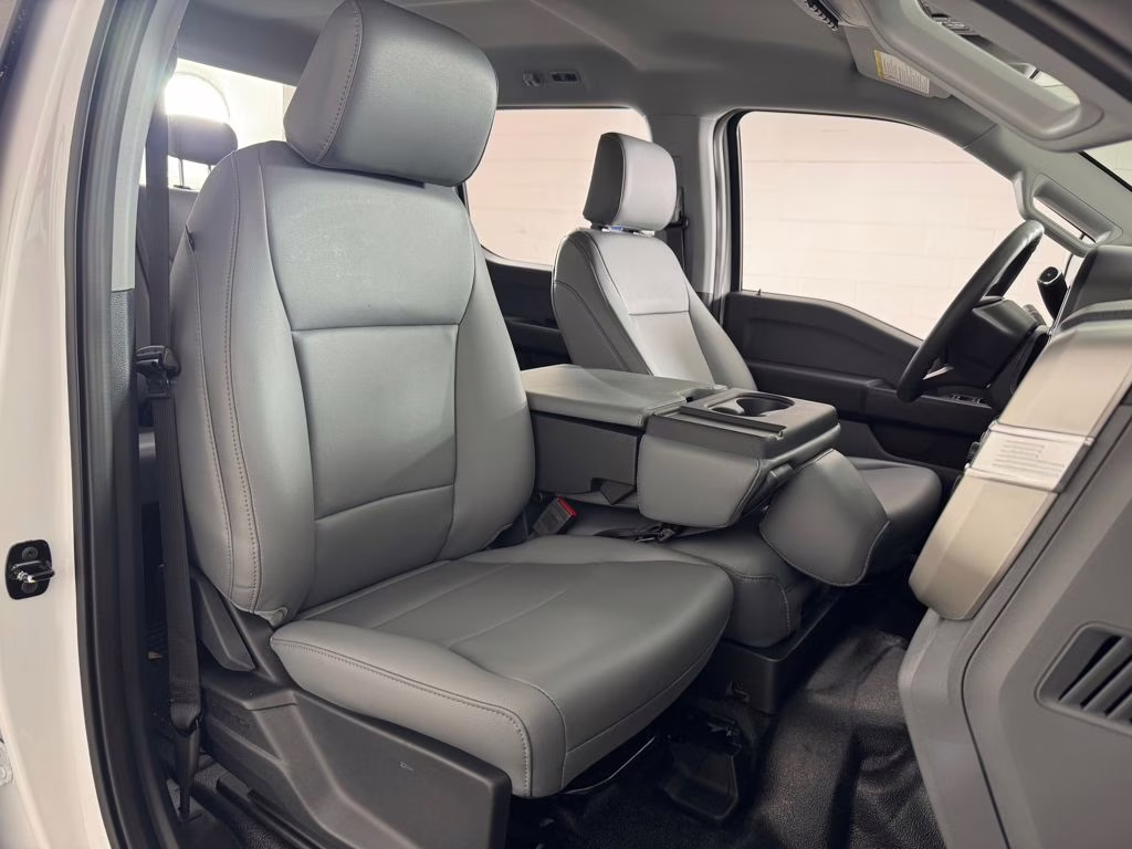 2026 Oxford White Ford Super Duty F-250 SRW XL RWD Truck