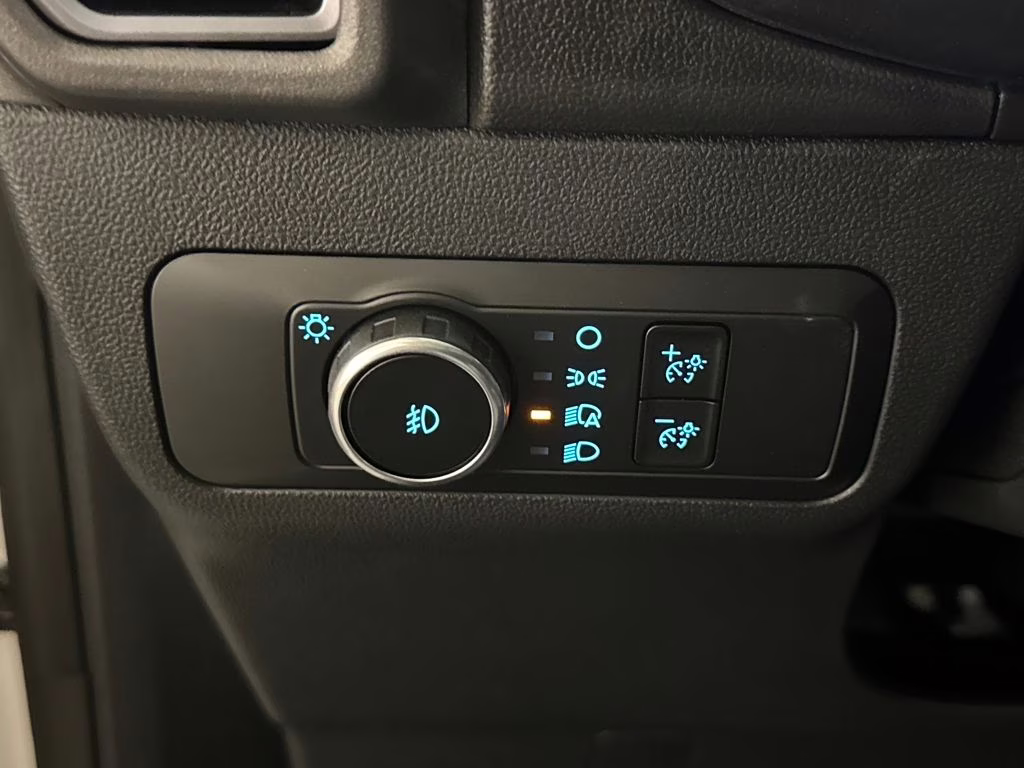 2026 Oxford White Ford Bronco Sport Badlands 4X4 SUV