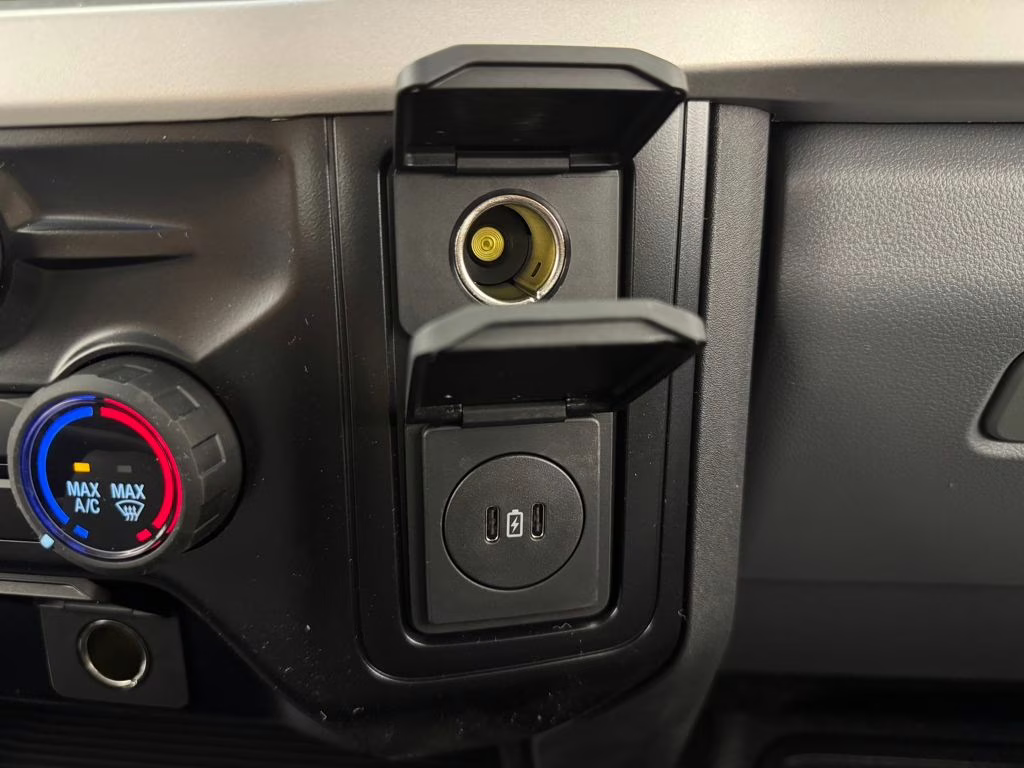 2026 Oxford White Ford Super Duty F-250 SRW XL RWD Truck