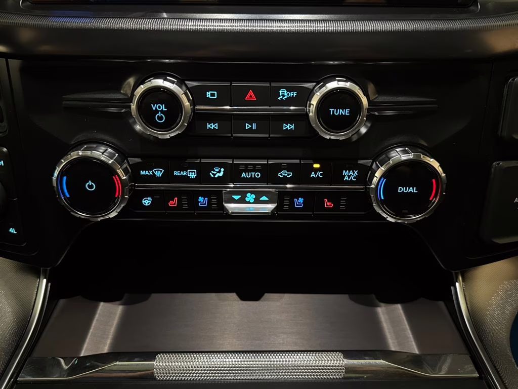 2026 Avalanche Ford F-150 Platinum 4X4 Truck