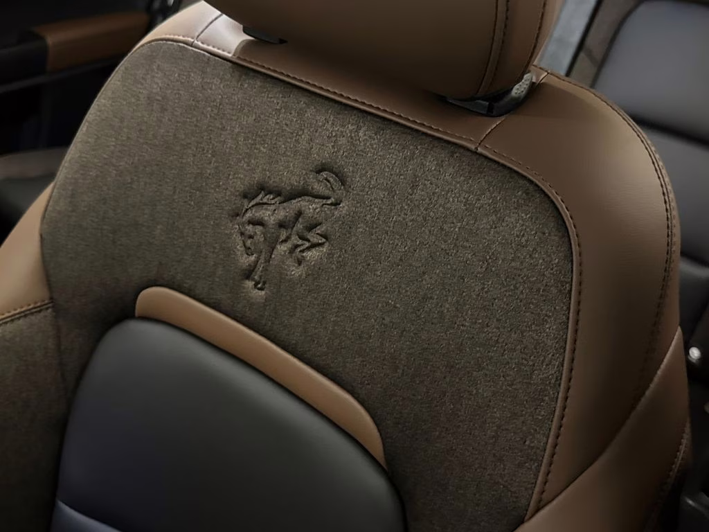 2026 Space White Metallic Ford Bronco Sport Outer Banks 4X4 SUV