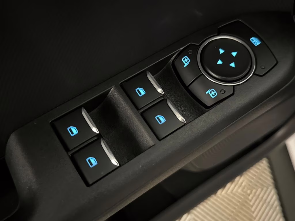 2026 Oxford White Ford Bronco Sport Badlands 4X4 SUV