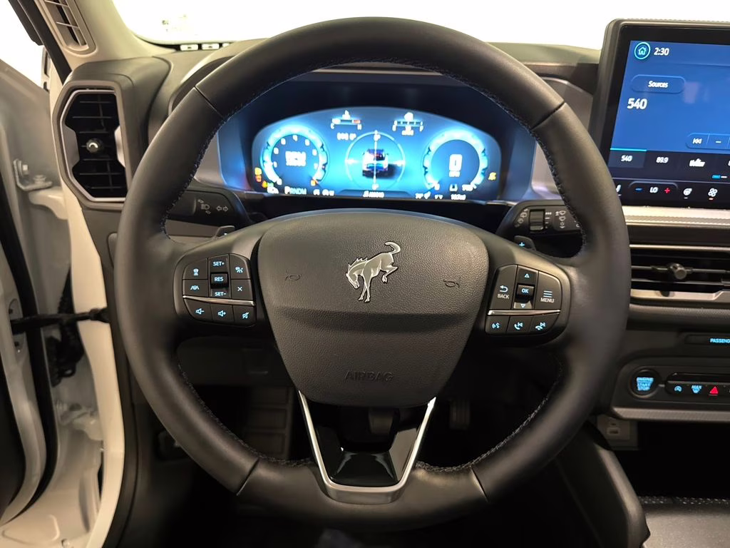 2026 Oxford White Ford Bronco Sport Badlands 4X4 SUV