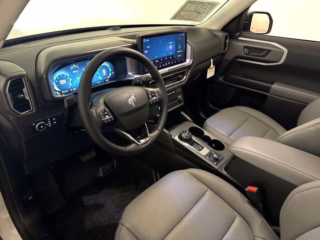 2026 Oxford White Ford Bronco Sport Badlands 4X4 SUV