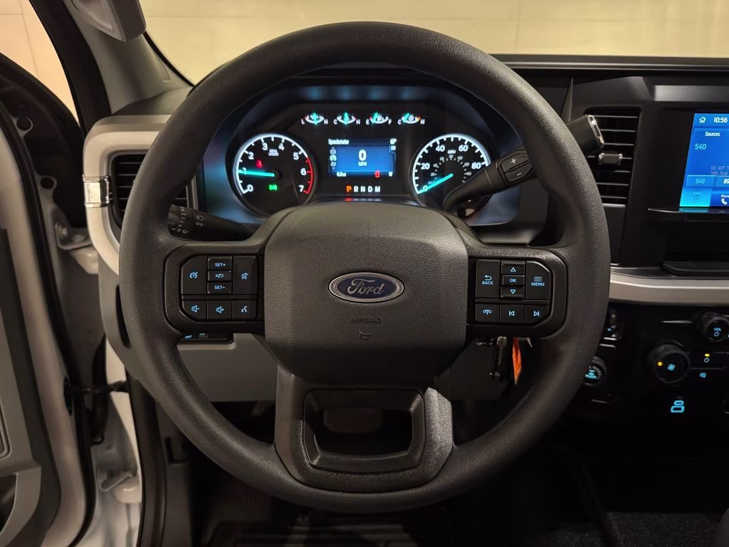 2026 Oxford White Ford Super Duty F-250 SRW XL RWD Truck