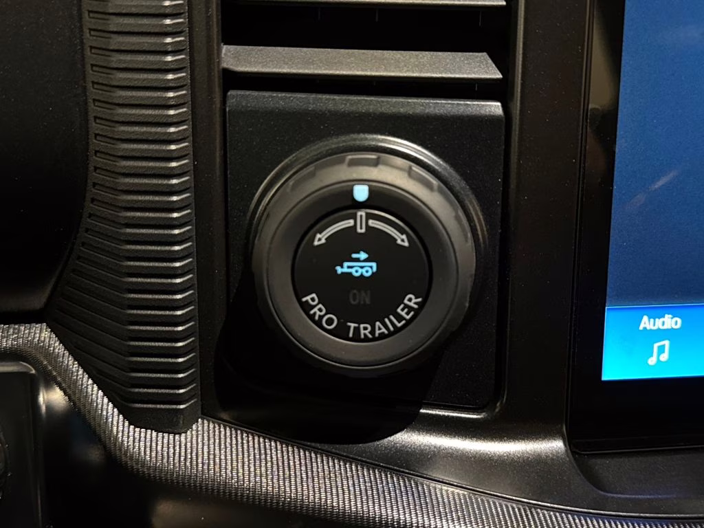 2026 Avalanche Ford F-150 Platinum 4X4 Truck