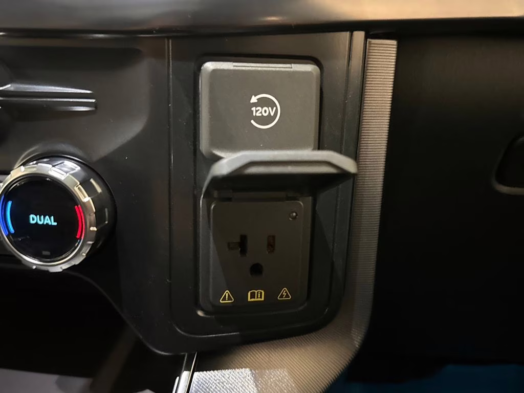 2026 Avalanche Ford F-150 Platinum 4X4 Truck