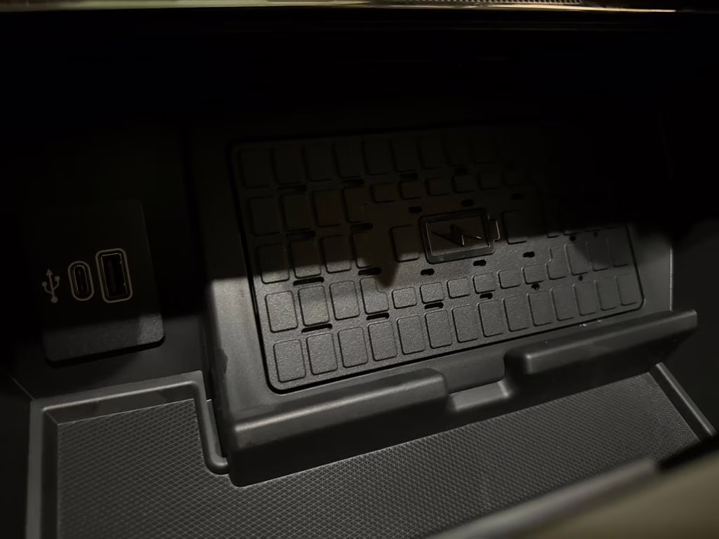 2026 Avalanche Ford F-150 Platinum 4X4 Truck