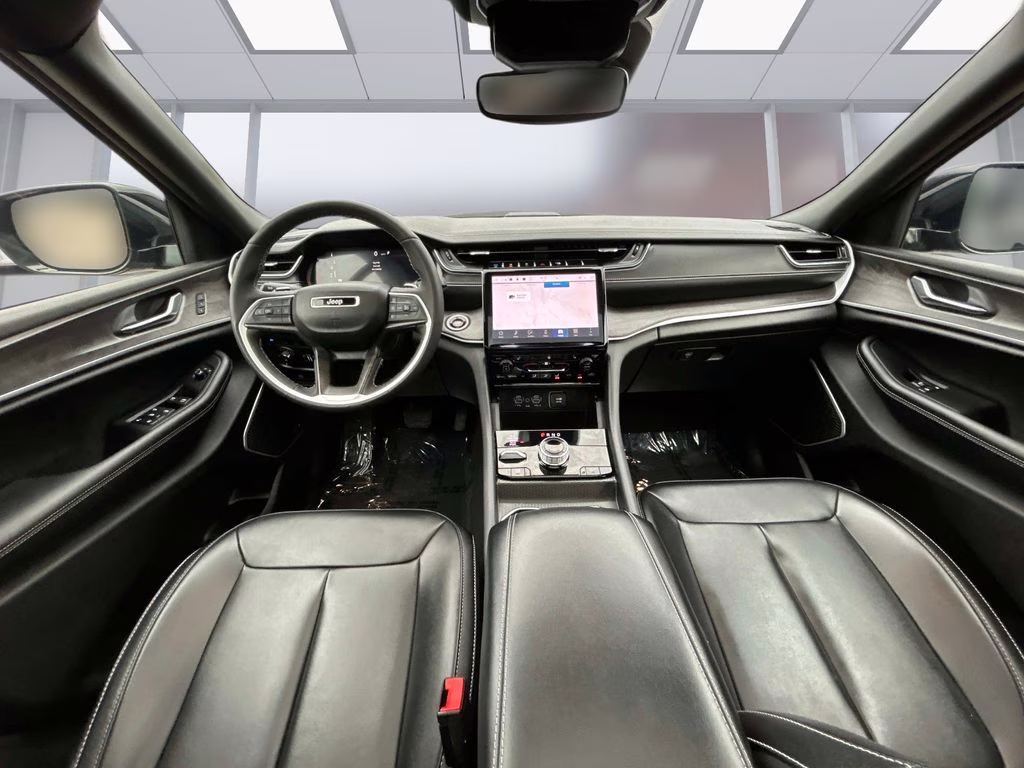 2024 Diamond Black Crystal Pearlcoat Jeep Grand Cherokee 4xe 4X4 SUV