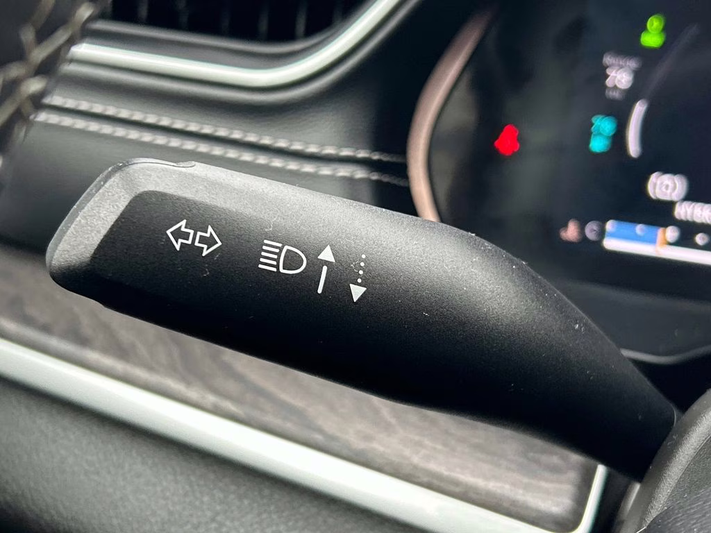 2024 Diamond Black Crystal Pearlcoat Jeep Grand Cherokee 4xe 4X4 SUV