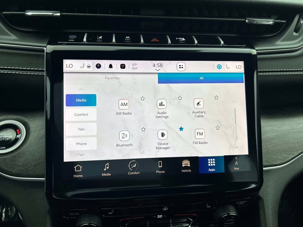 2024 Diamond Black Crystal Pearlcoat Jeep Grand Cherokee 4xe 4X4 SUV