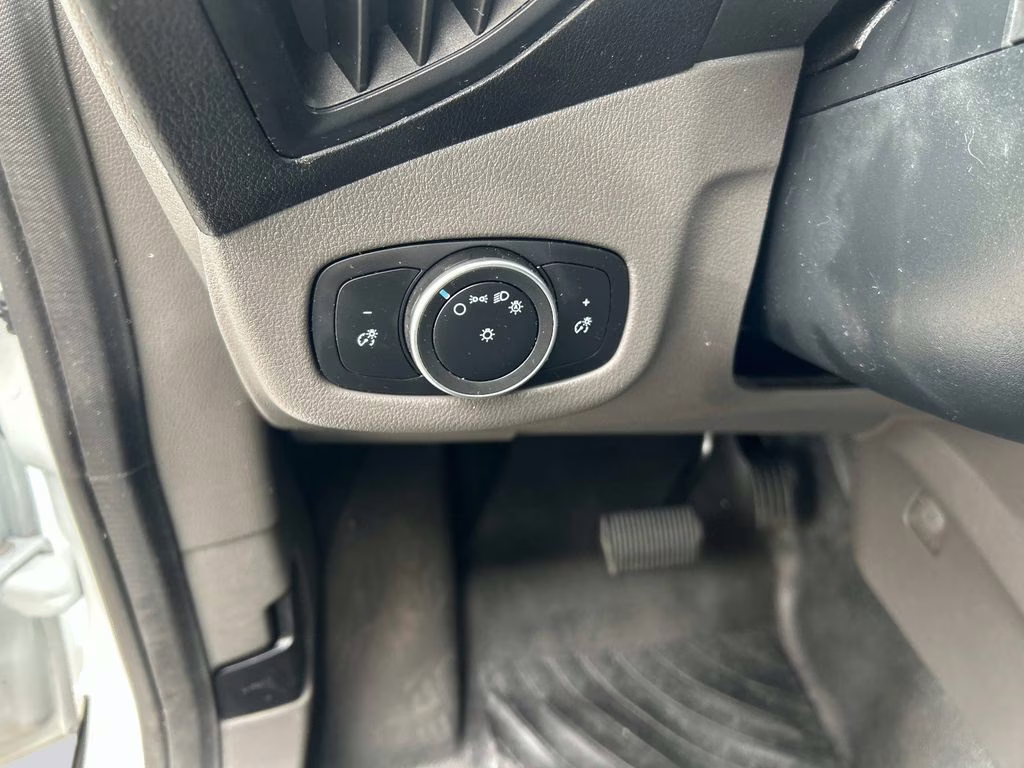 2023 Frozen White Ford Transit Connect XL FWD Van