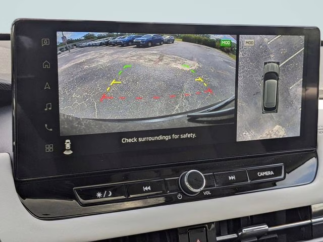 2025 Black Diamond/Alloy Silver Roof Mitsubishi Outlander Platinum Edition AWD SUV