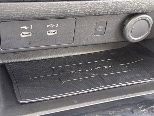 2025 Black Diamond/Alloy Silver Roof Mitsubishi Outlander Platinum Edition AWD SUV