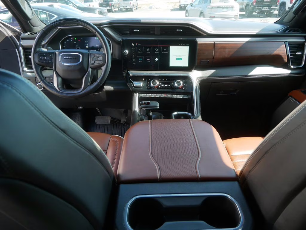 2024 White GMC Sierra 1500 Denali Ultimate 4X4 Truck