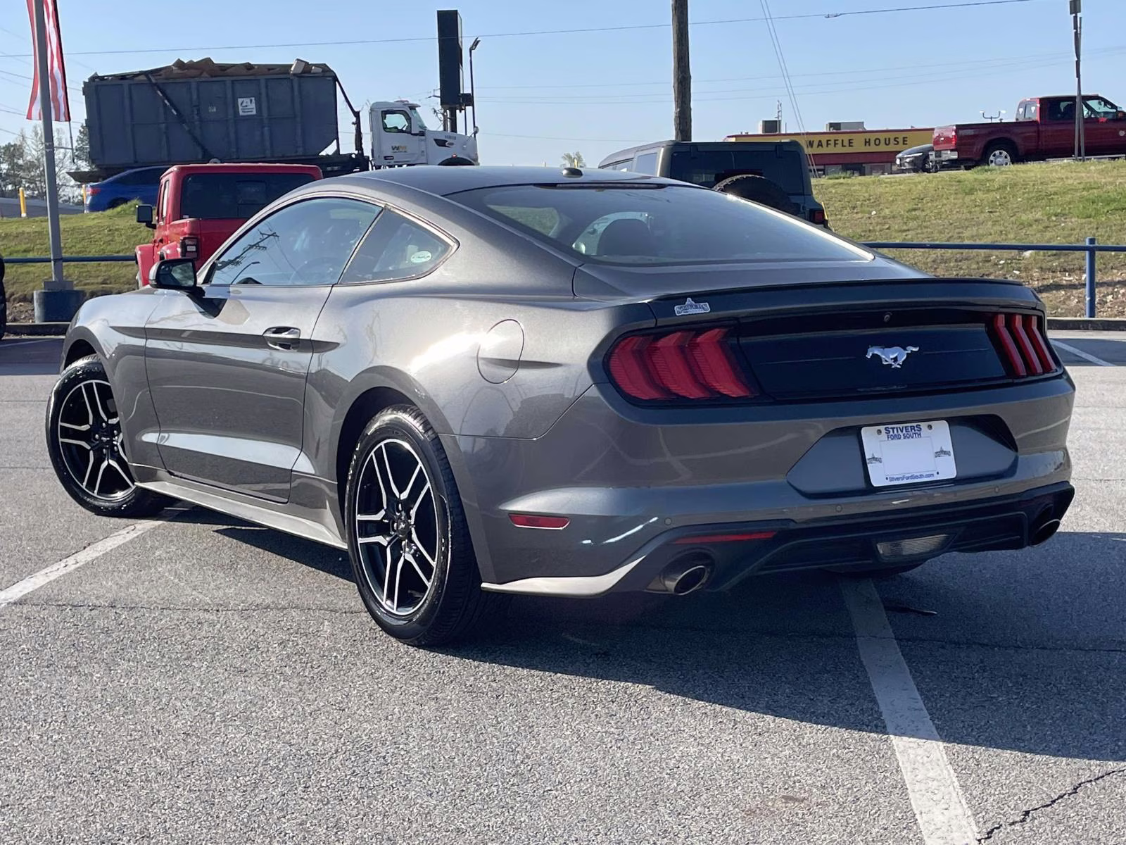 2019 Magnetic Metallic Ford Mustang EcoBoost Premium RWD Coupe