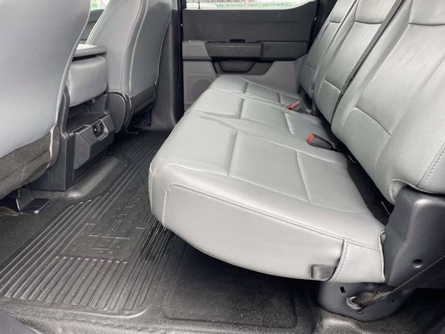 2024 Agate Black Metallic Ford Super Duty F-350 DRW XL Flatbed 4X4 Chassis