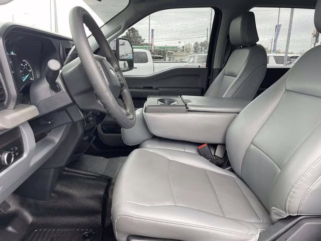 2024 Agate Black Metallic Ford Super Duty F-350 DRW XL Flatbed 4X4 Chassis