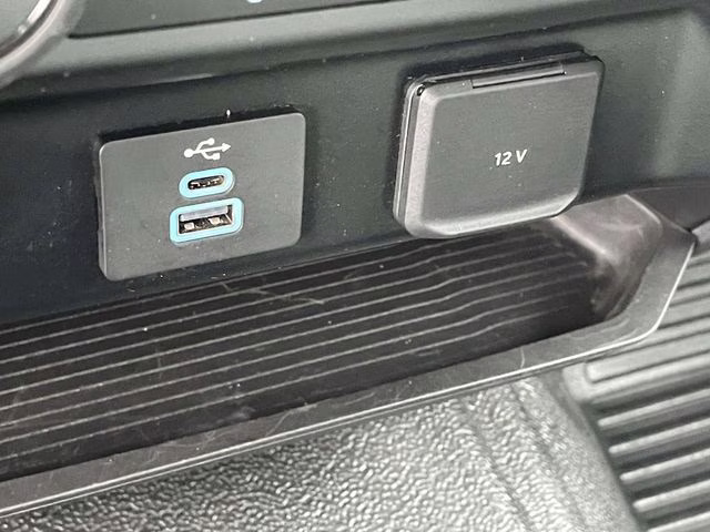 2024 Agate Black Metallic Ford Super Duty F-350 DRW XL Flatbed 4X4 Chassis